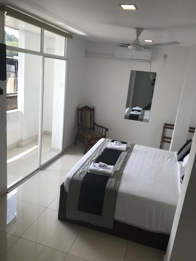 Impala City Hotel And Hostel Kandy 50 Екстер'єр фото